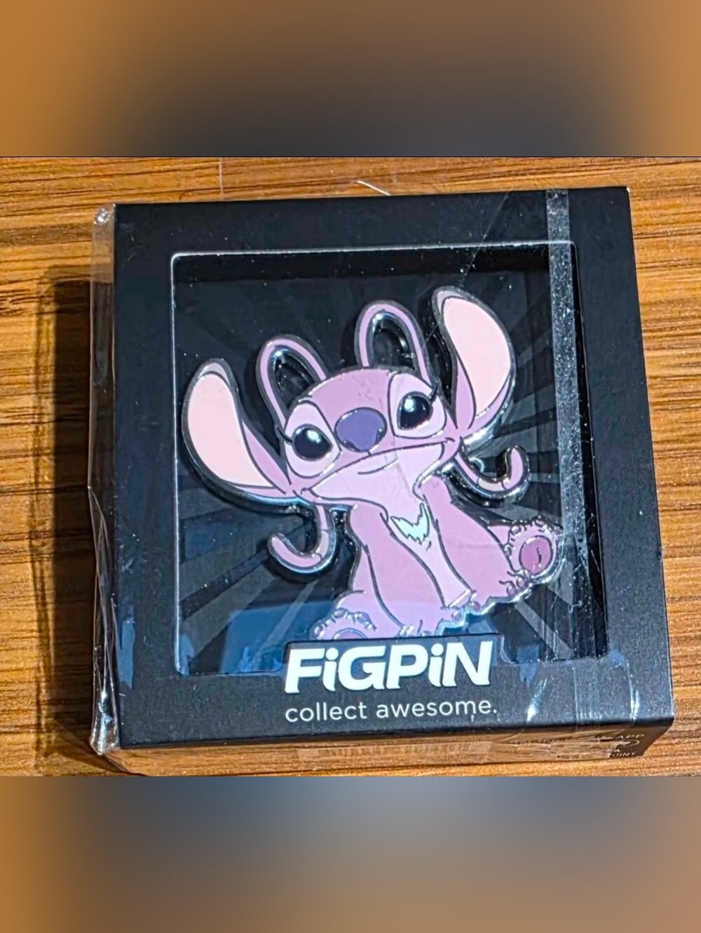 Disney Angel Figpin